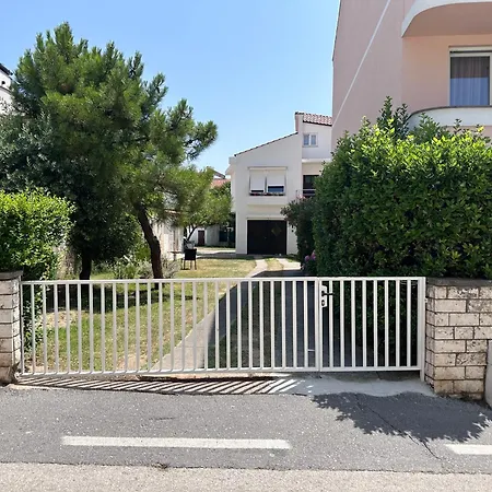 Sunny Grandma's Garden Baska (Krk)